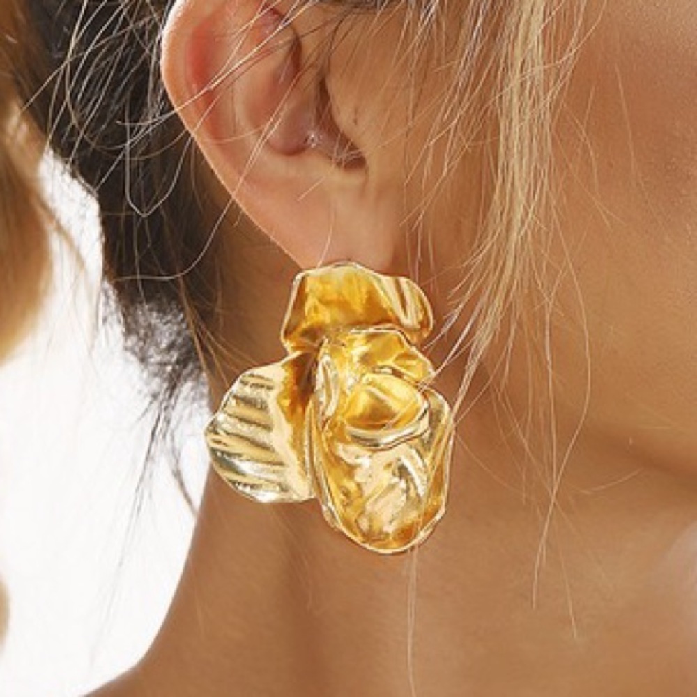 Gold Petal Drop Earrings (8007)